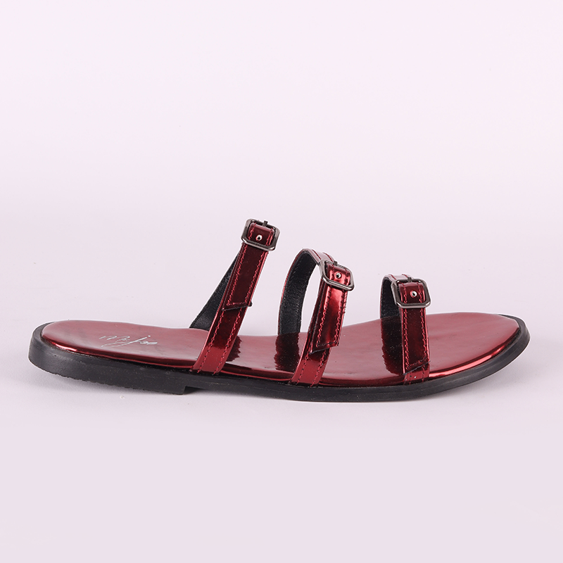Triple Strap Buckle Sandals ƒ?? Burgundy