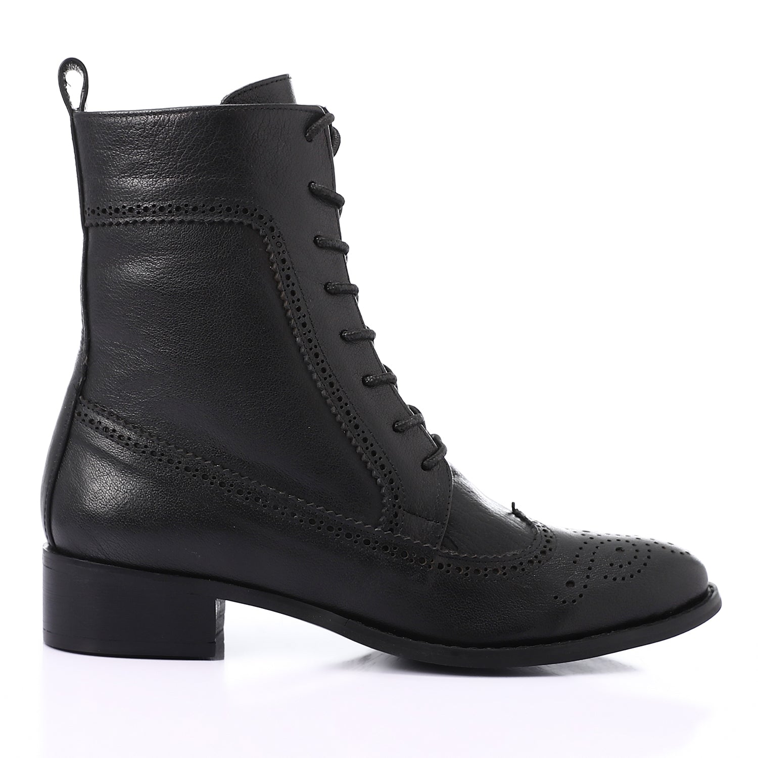Classic Lace-Up Leather Boots ƒ?? Black